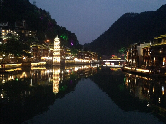 鳳凰夜景